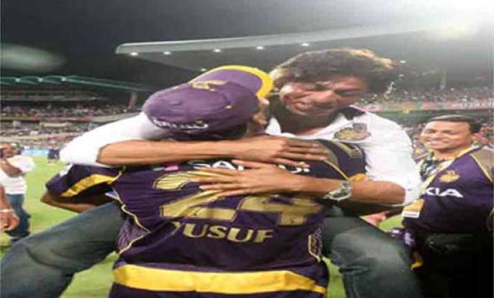 when shahrukh khan showered his love on his knights .