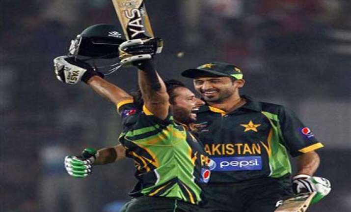 with dhoni s arrival india will be tough to beat afridi