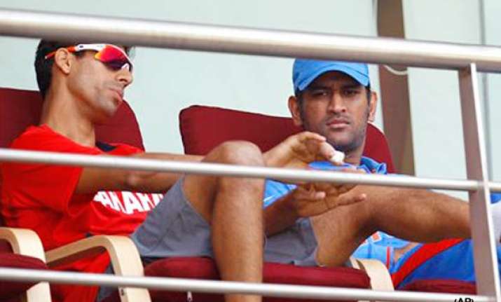 with nehra out dhoni in a dilemma over fourth bowler