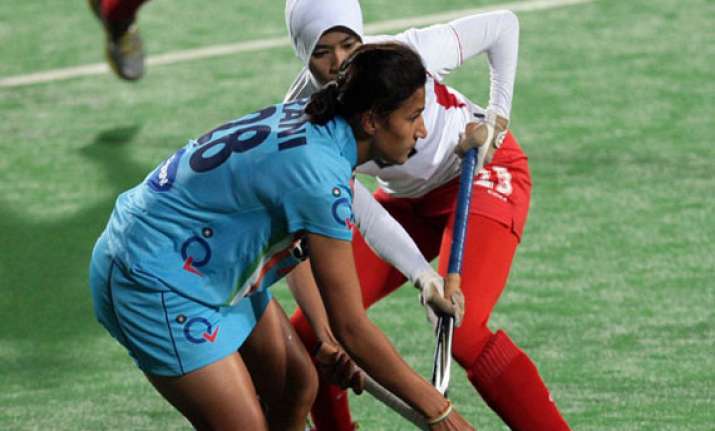 hockey world league indian women beat malaysia 3 0