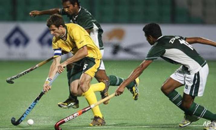sa crush pakistan s semifinal dreams