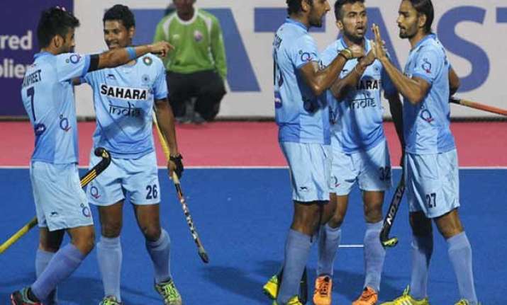 india beat japan 2 1 seal hockey series