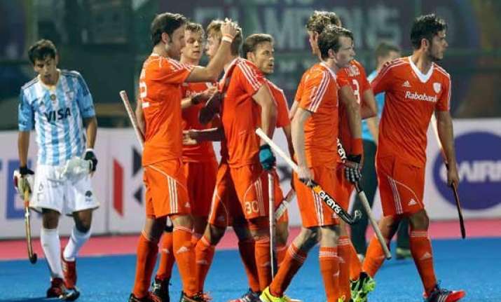dutch punish argentina 3 0 in champions trophy