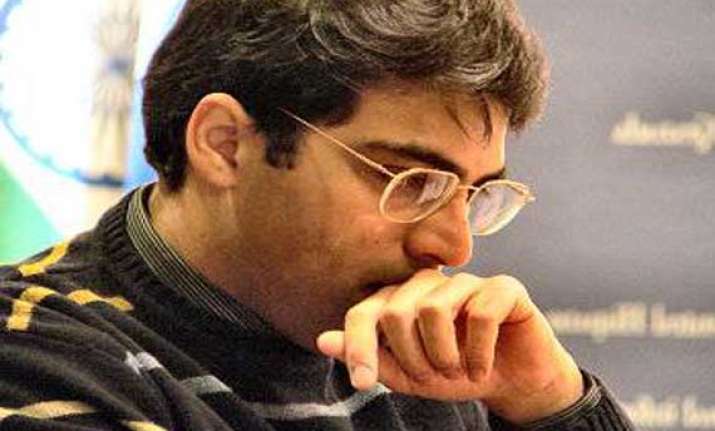 anand s call if he wants a new core team harikrishna
