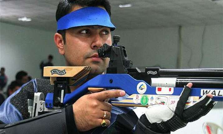 cwg 2014 gagan narang clinches men s 50m rifle prone silver