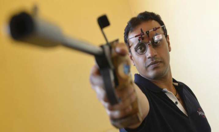 cwg 2014 india s nanjappa wins men s 10m air pistol silver