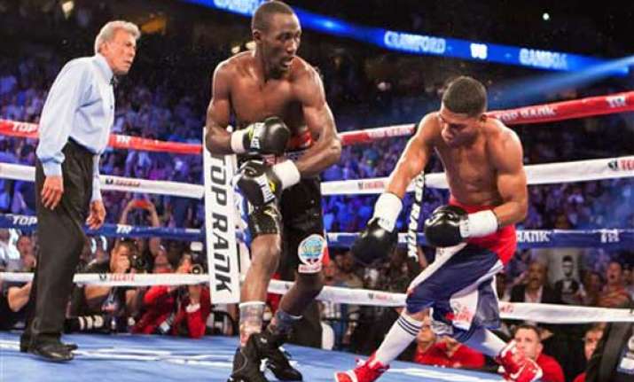 crawford stops gamboa keeps lightweight belt