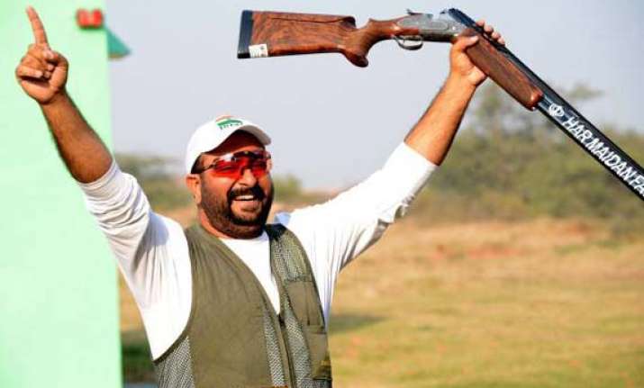 guron wins gold heena annuraj vye for top prize in pistol