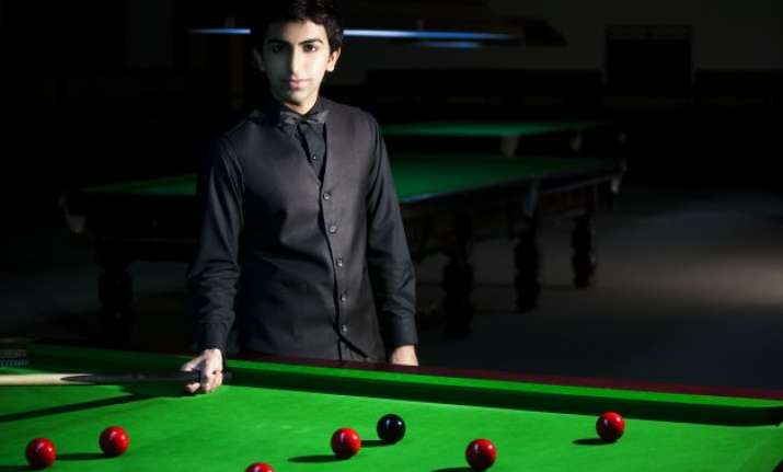ipl style cue sport league needed in india advani