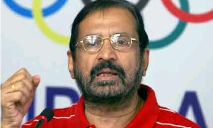 i am not sidelined i won t quit says kalmadi