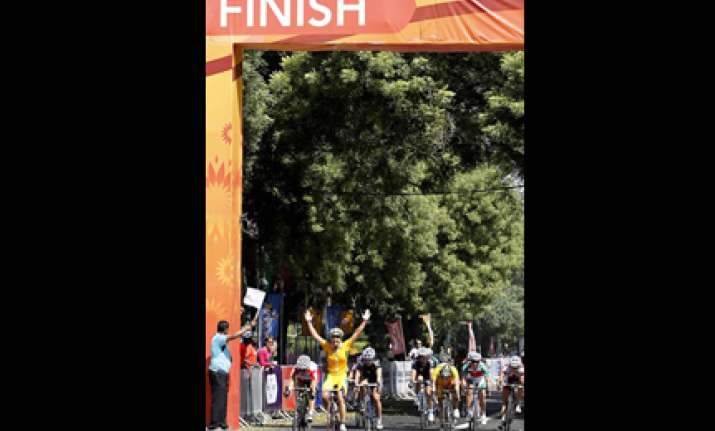 cyclists unnerved by delhi s empty streets