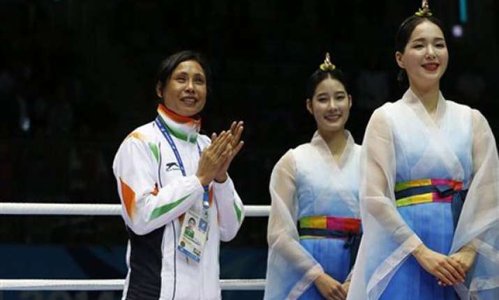 asian games bi wants ioa to resolve sarita controversy with