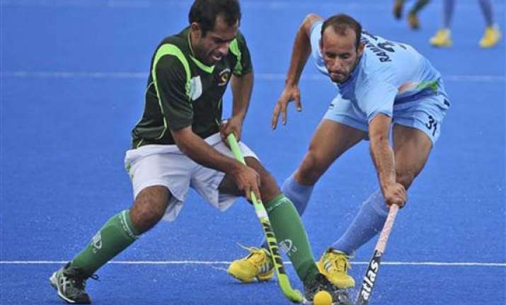 asian games misfiring india lose 1 2 to pakistan