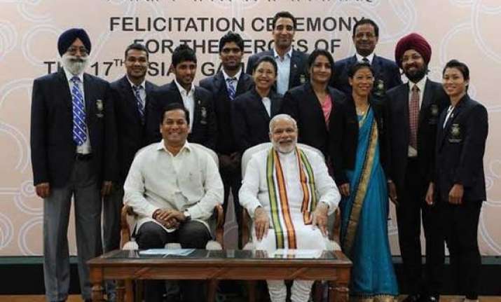 pm hosts breakfast for asiad medallists lauds their feats