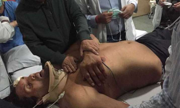 watch video the great khali suffers severe head injuries