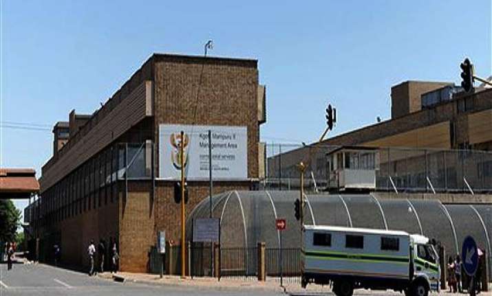 oscar pistorius spends first night in single jail cell