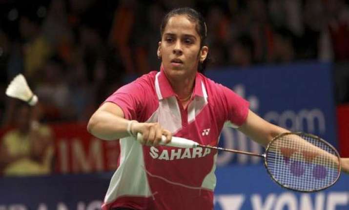 saina enters indonesia open semis