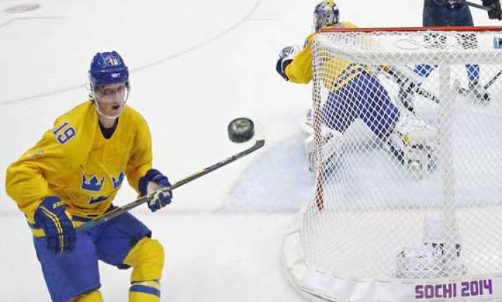 sochi olympics sweden s hockey player backstrom fails