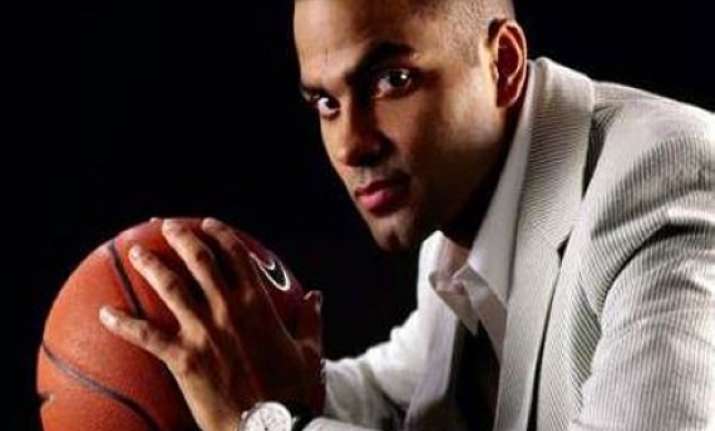 spurs tony parker sues nyc club over eye injury