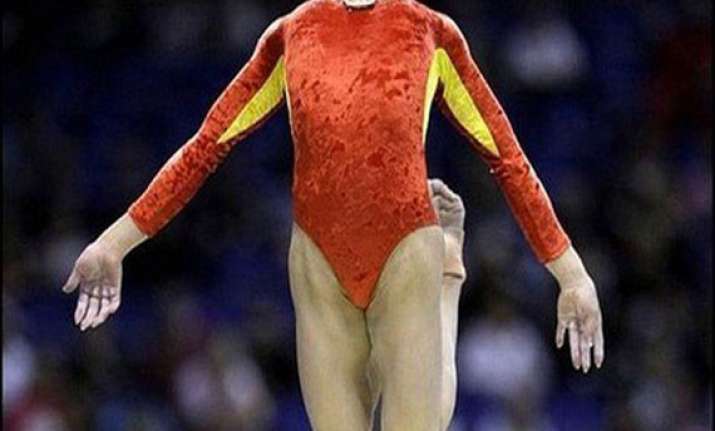 watch amazing and hilarious images of sports events