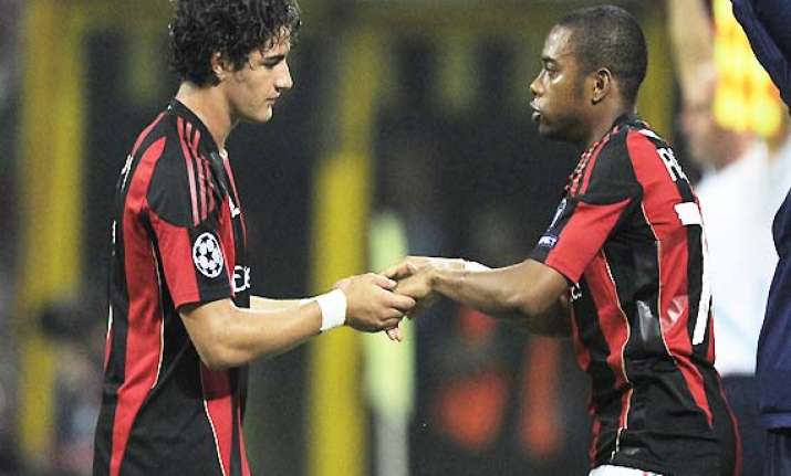 ac milan not to sell robinho pato