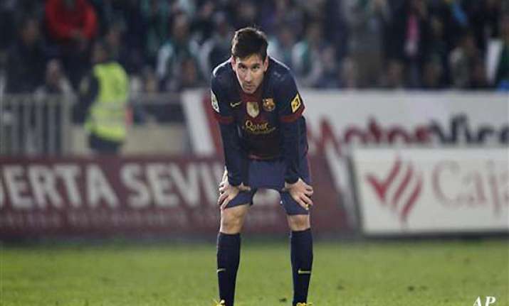 argentine journalists ignore messi for best athlete award