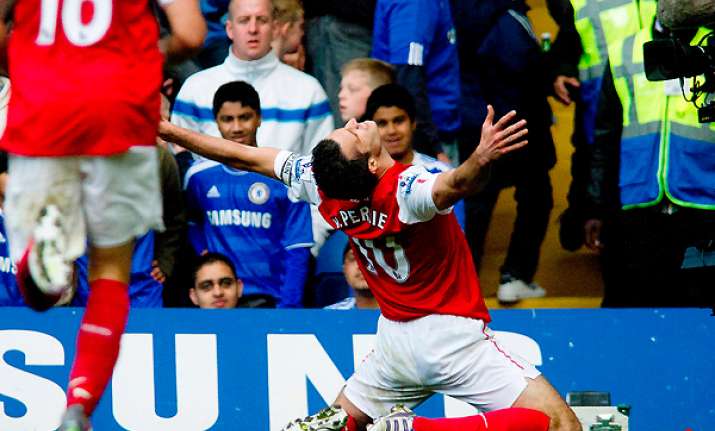 arsenal aiming to expose out of form marseille