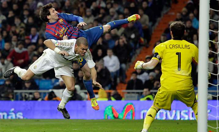 barcelona win 3 1 at madrid in clasico