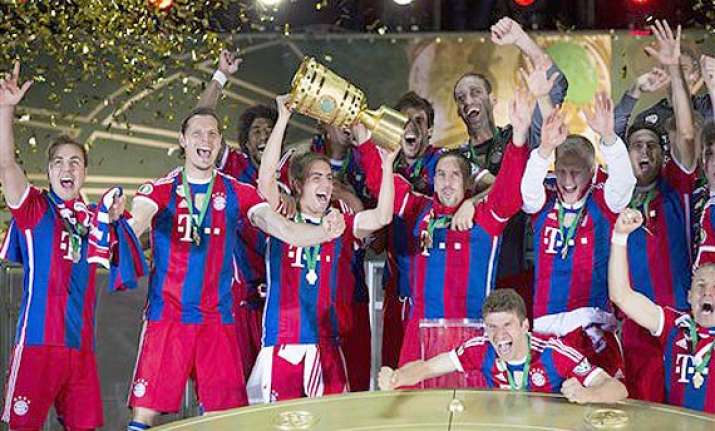 bayern munich beats borussia dortmund 2 0 in german cup