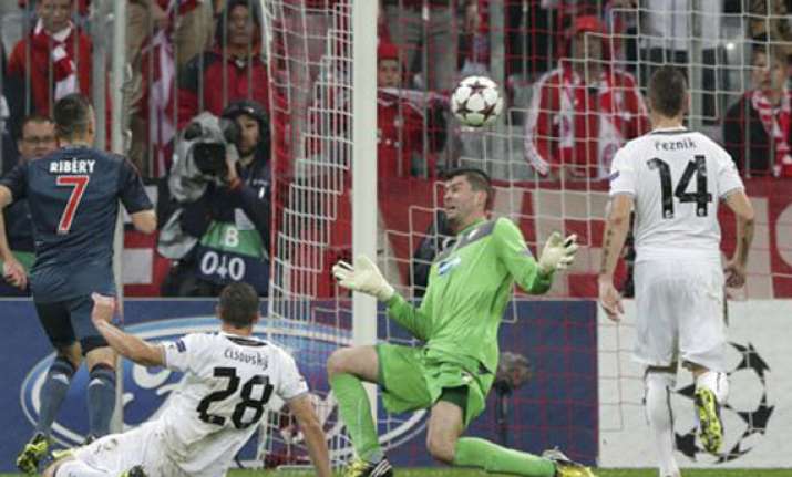 bayern routs plzen 5 0 in champions league