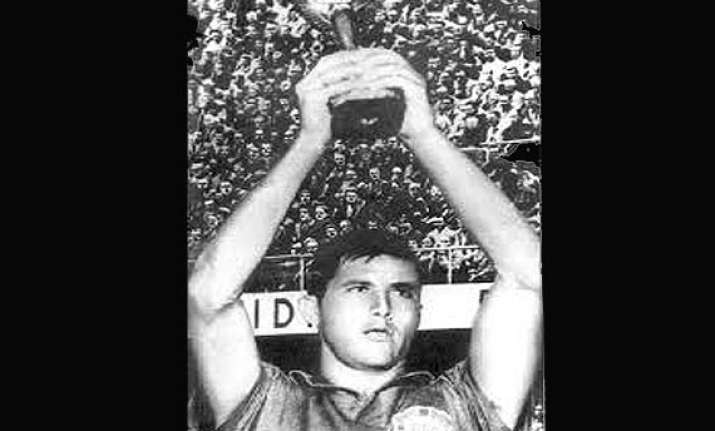 bellini captain of 1958 world cup champion brazil dies.
