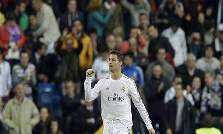 champions league real madrid completes rout of schalke with