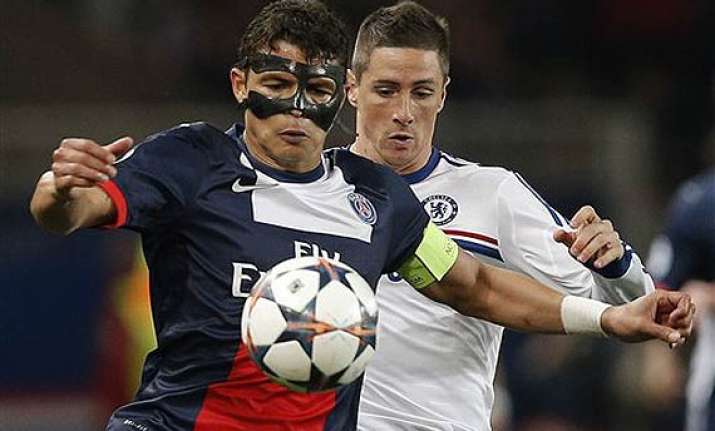 champions league pastore scores solo goal as psg beats