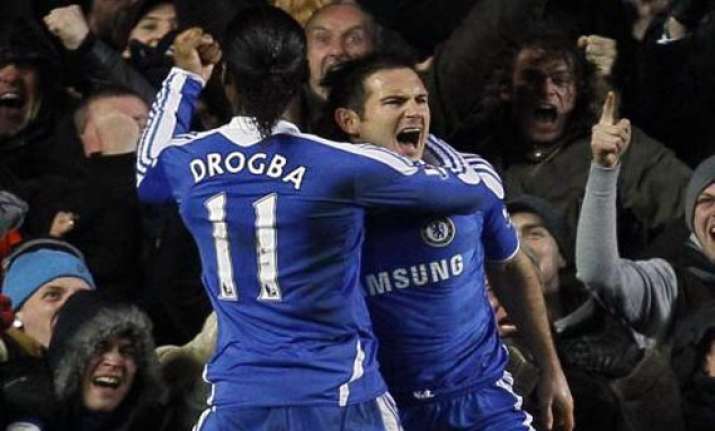 chelsea beats man city 1 0 in title showdown
