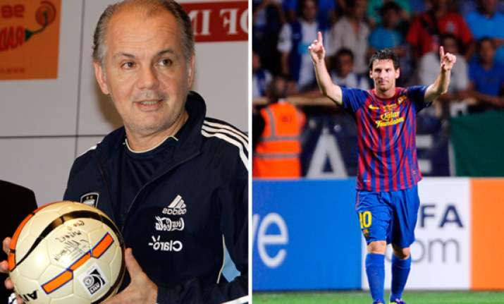coach sabella wants to rebuild argentina team around messi