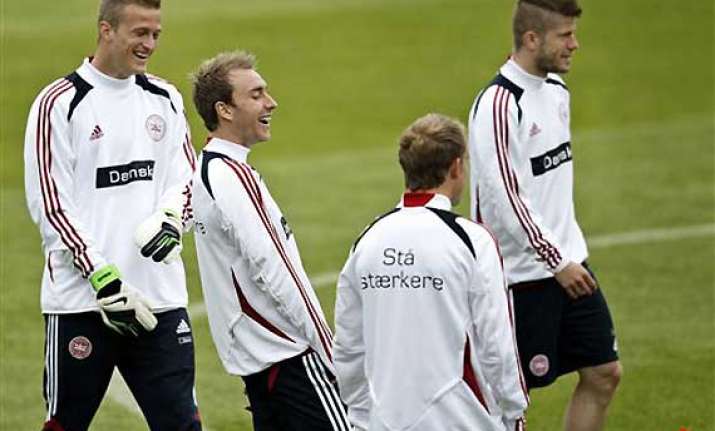 denmark underdog role motivates team at euro 2012