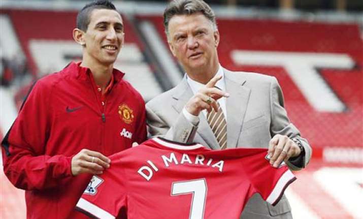 don t expect miracles from di maria van gaal says