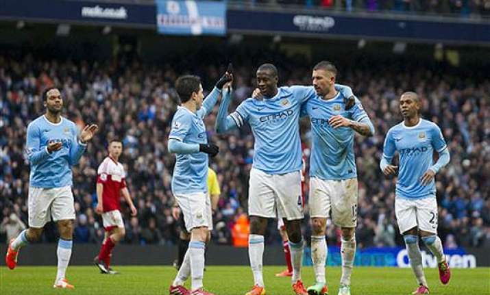 dzeko double helps man city to 3 0 win over man united in