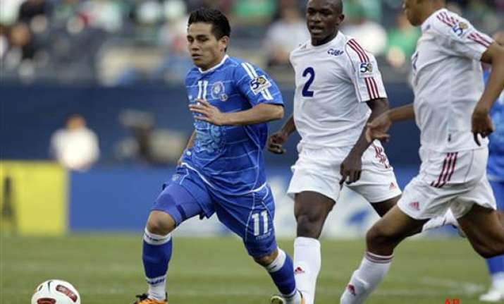 el salvador scores 6 1 win over cuba in gold cup