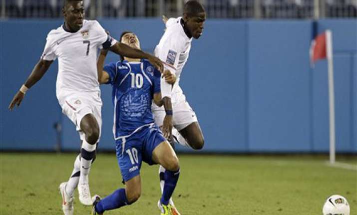 el salvador s late goal ends us olympic hopes