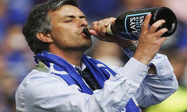 english football association fines mourinho 13 000 for