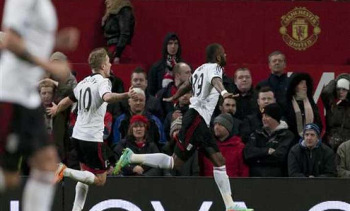 english premier league man united held by fulham