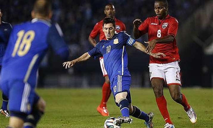 fifa world cup argentina beats trindad tobago in warm up