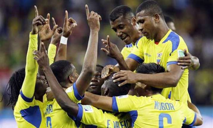 fifa world cup ecuador plays for benitez and place in next