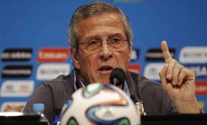 fifa world cup suarez a scapegoat uruguay coach
