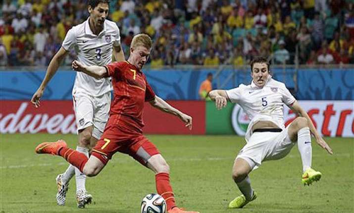 fifa world cup belgium holds on to beat usa 2 1 in extra