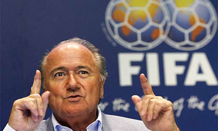 fifa chief blatter to visit cuba