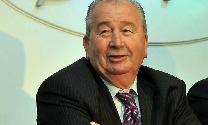 fifa vp julio grondona to be re elected afa leader