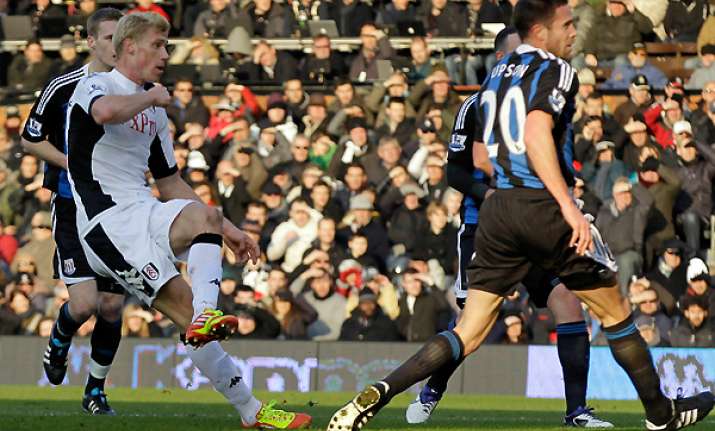 fulham beats stoke 2 1 in premier league