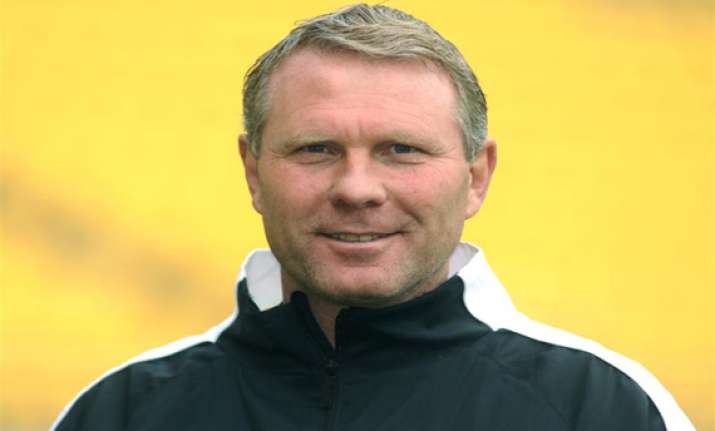 herbert to continue as new zealand coach